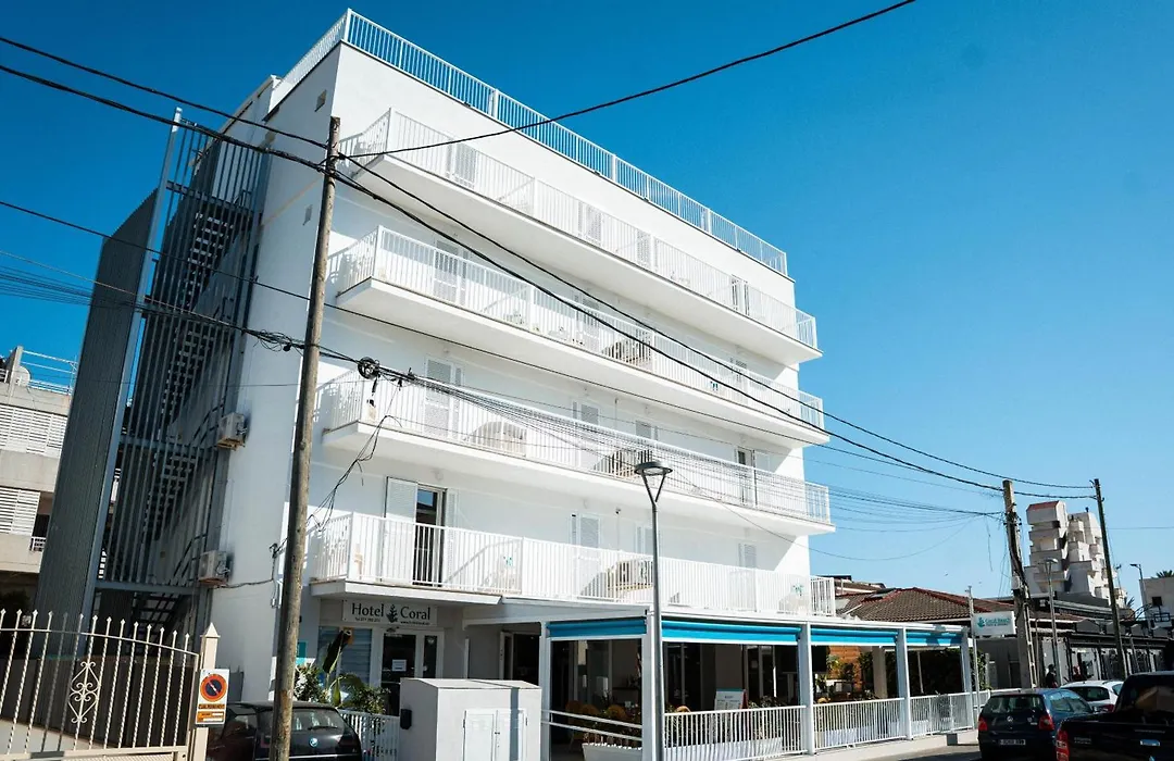 Coral Beach House & Food (Adults Only)-1